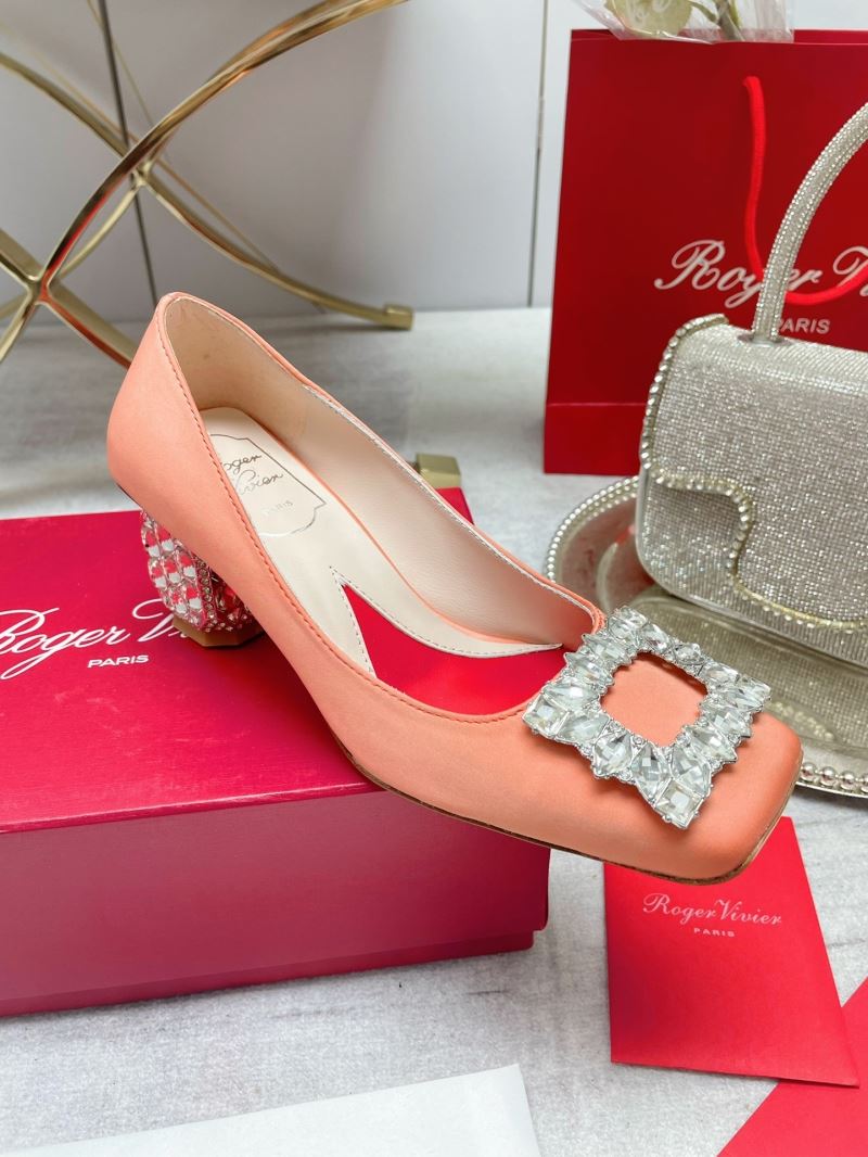 Roger Vivier flat shoes